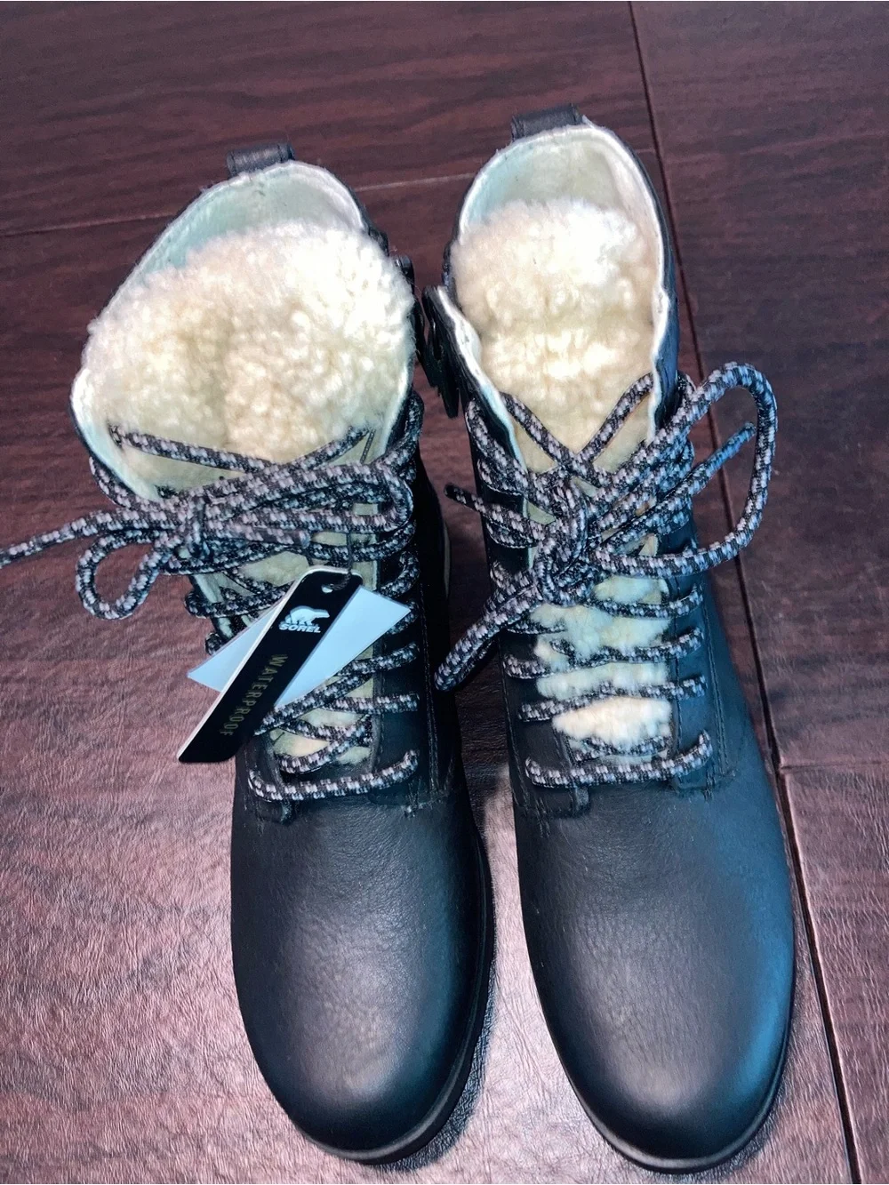 NWOB SOREL Emelie Genuine Leather Boot 7